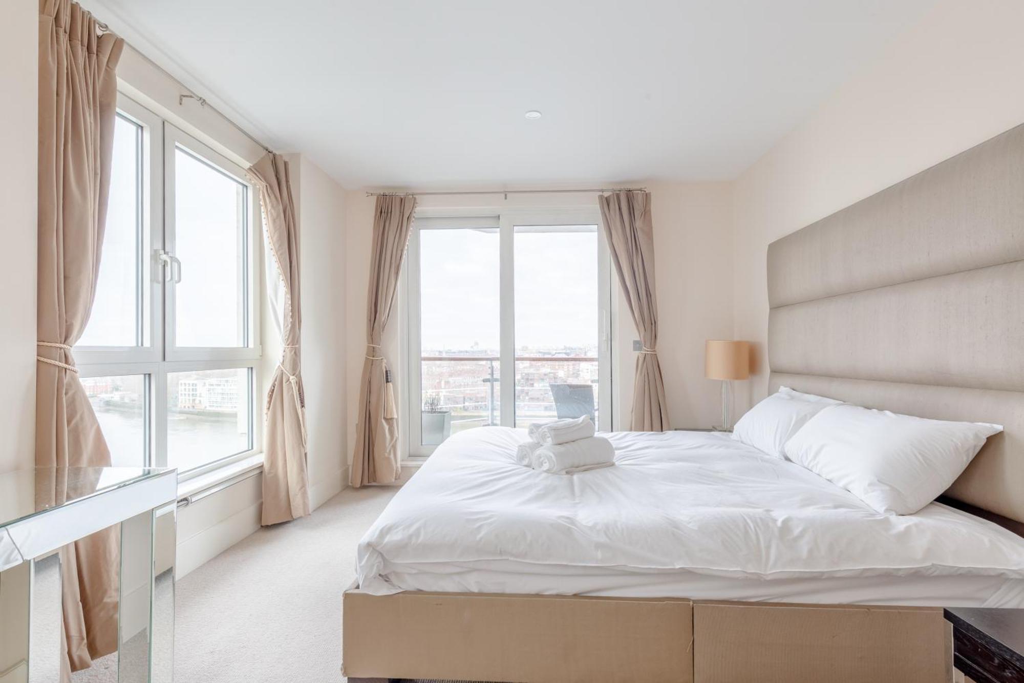 Gorgeous 3 Bedroom Flat In Vauxhall With Views Londra